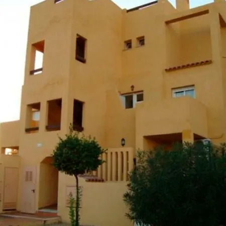 Faro شقة مْبيرا